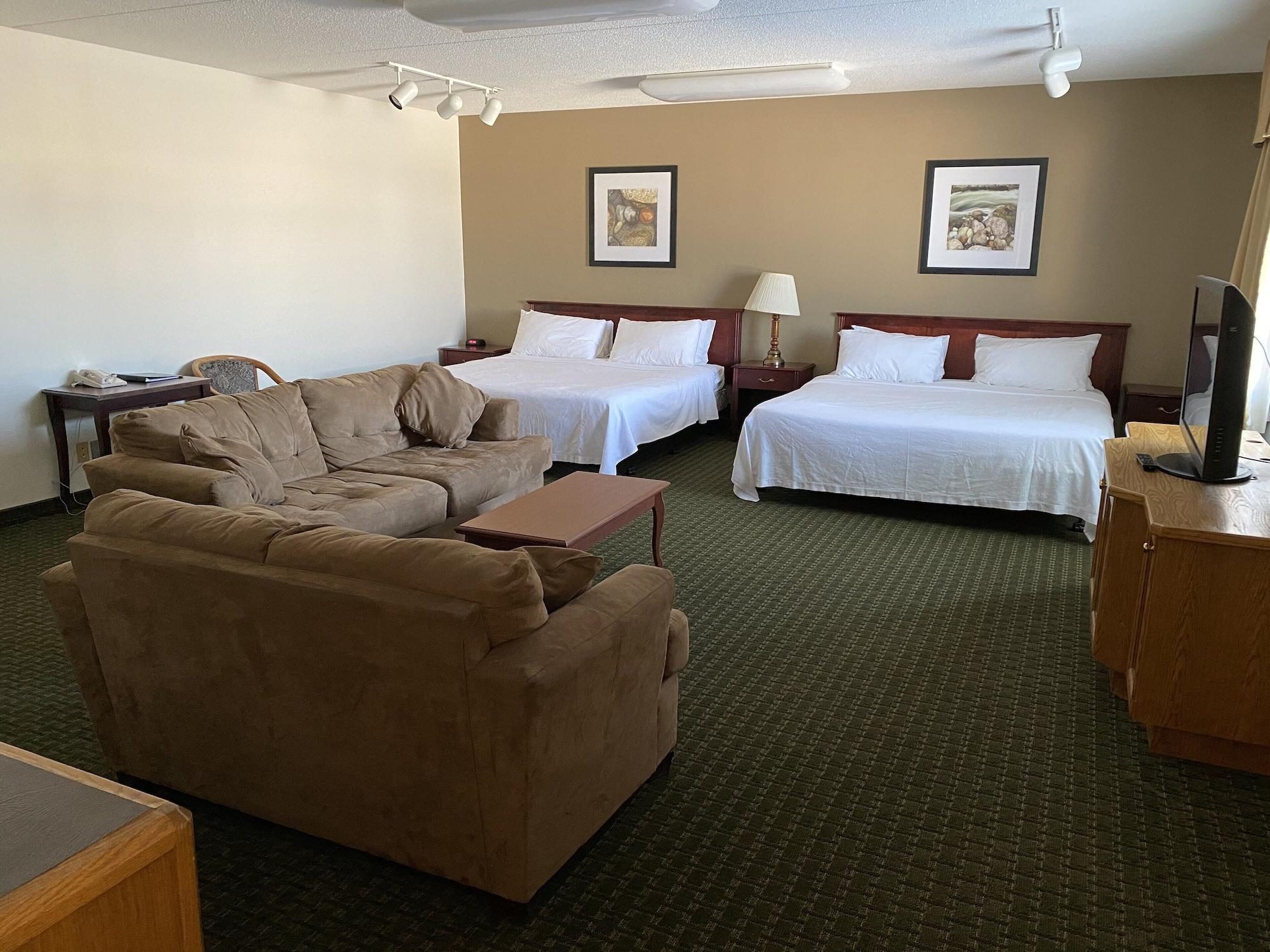 Ramada By Wyndham Thunder Bay Airlane Hotel מראה חיצוני תמונה
